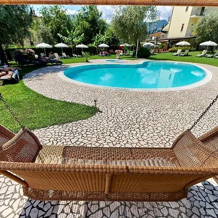 Eco Benacus 3* مالتشيزينيه