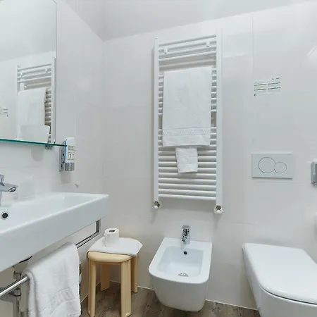 Eco Benacus فندق