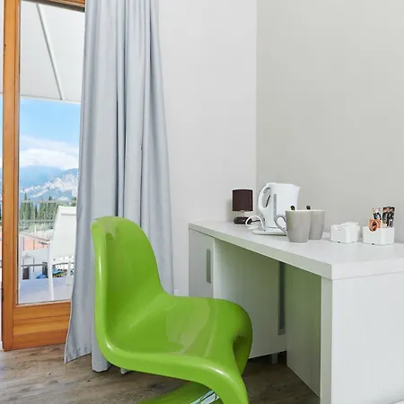 فندق Eco Benacus