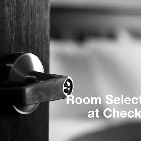 Hotell Eco Benacus 3*