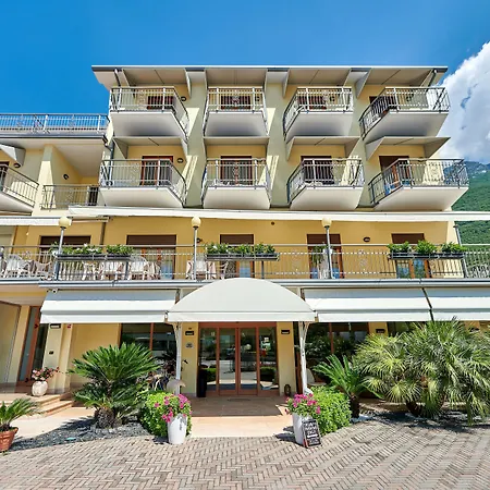 Eco Benacus 3*