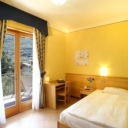 Benacus Hotel