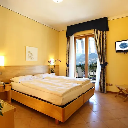 Eco Benacus Szálloda 3*