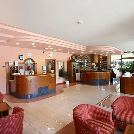 Eco Benacus فندق مالتشيزينيه