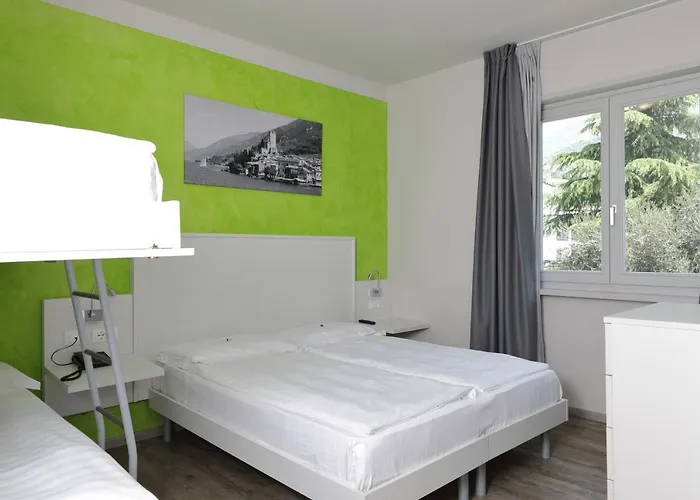 Hotell Eco Benacus 3*