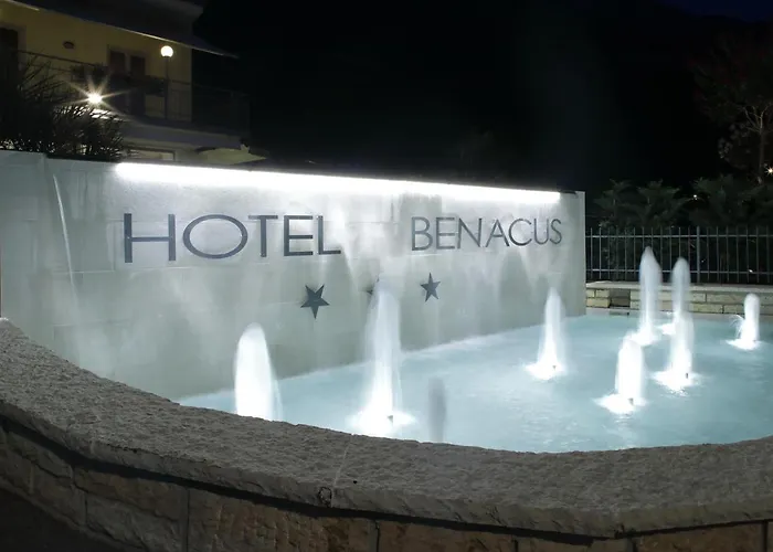 Eco Benacus Hotel 3*