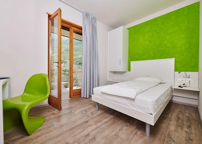 Hotell Eco Benacus 3*