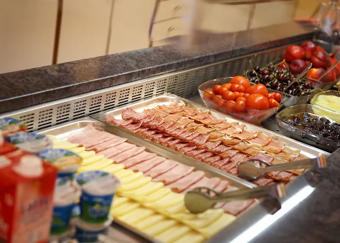 Eco Benacus Hotell 3*